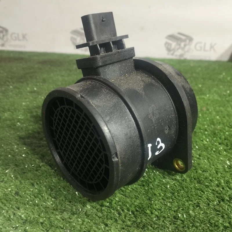 Датчик массового расхода воздуха Kia Carnival 2816427800 J3