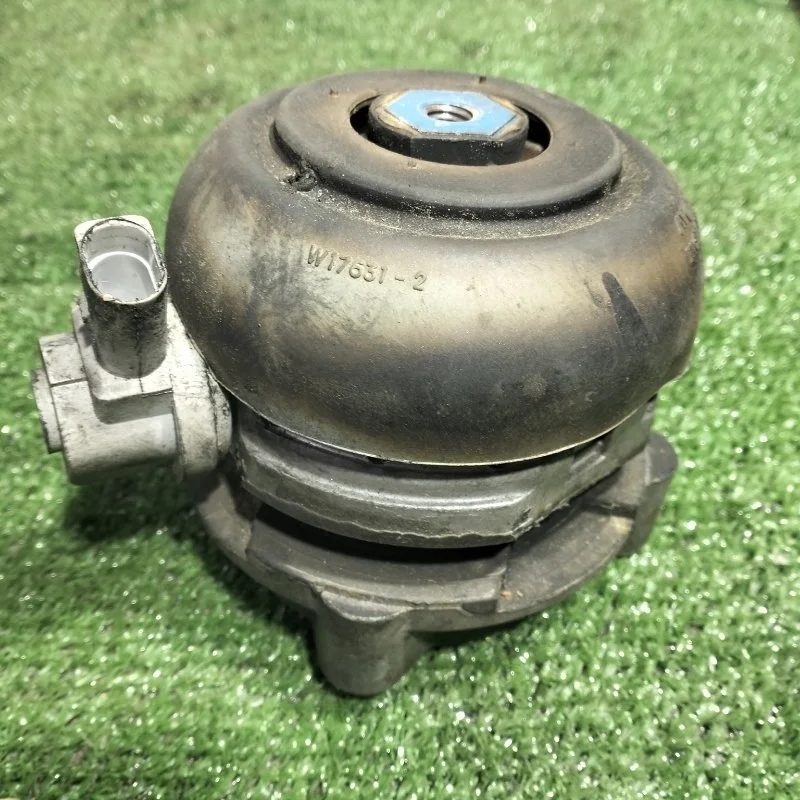 Подушка двигателя Audi A6 4E0199381 BVJ