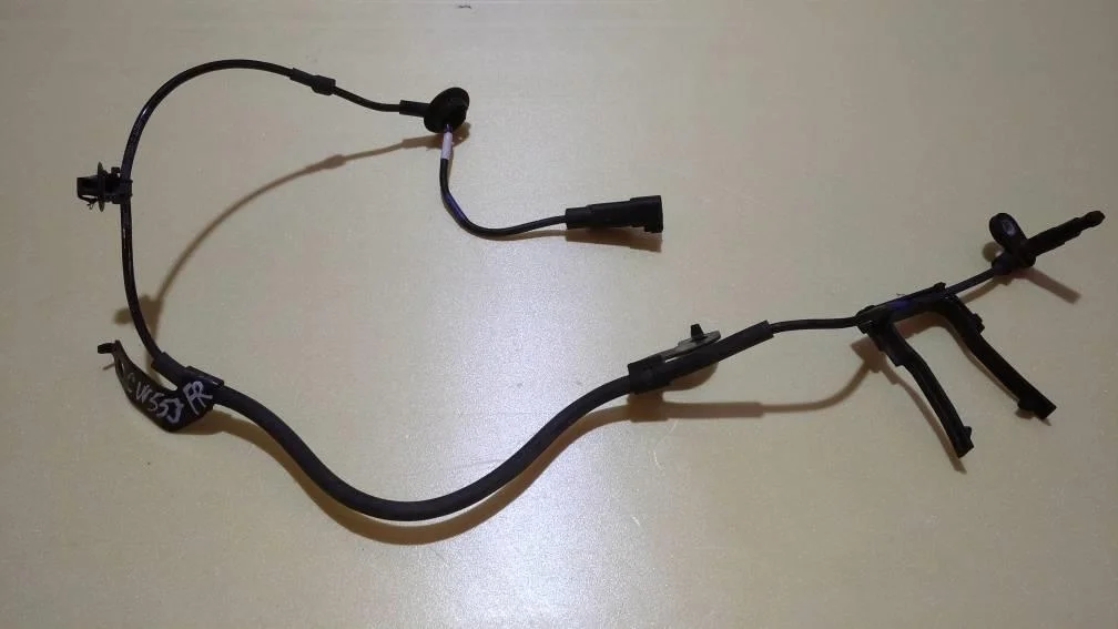 Б.у. датчик abs MITSUBISHI OUTLANDER XL CW5W MITSUBISHI OUTLANDER XL CW5W