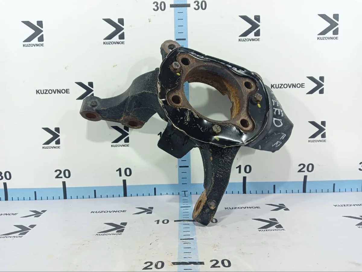 Кулак поворотный Kia Ceed 2012 JD