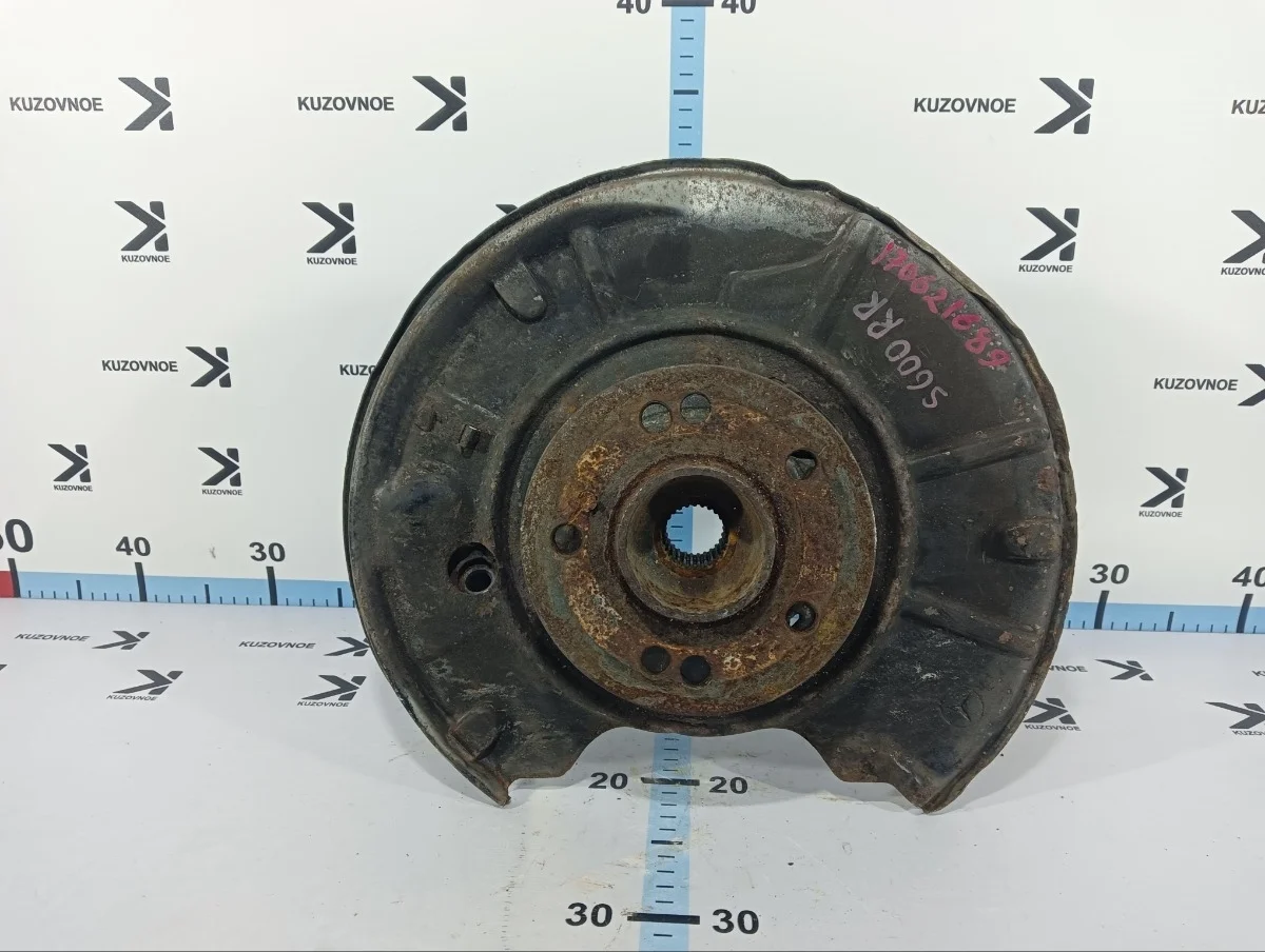 Кулак поворотный Mercedes-Benz -Class 2001 w220