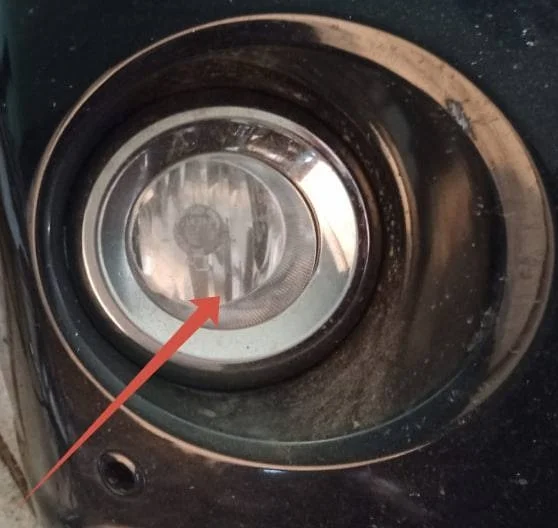 Фара противотуманная правая Toyota Land Cruiser Prado 150 рестайлинг (2013—2017)