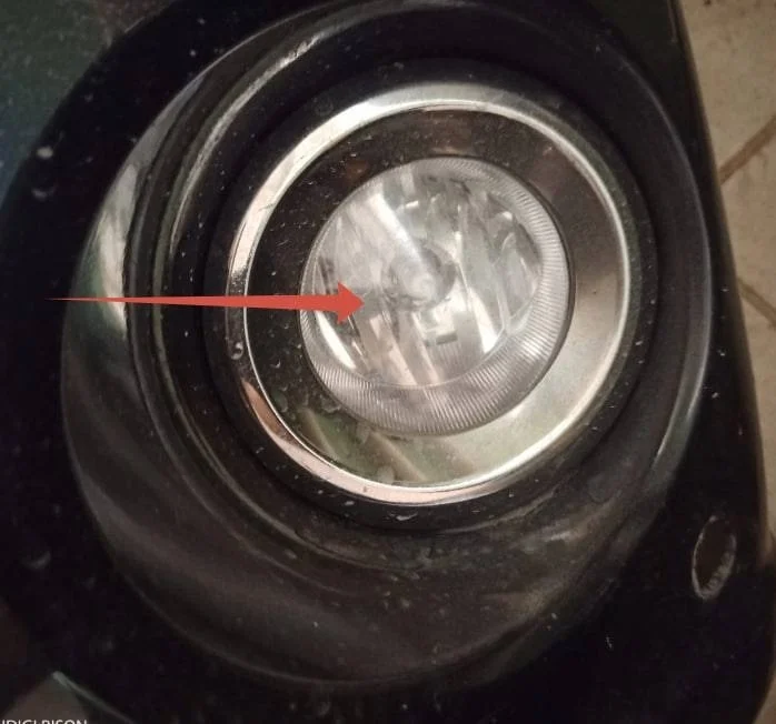 Фара противотуманная левая Toyota Land Cruiser Prado 150 рестайлинг (2013—2017)