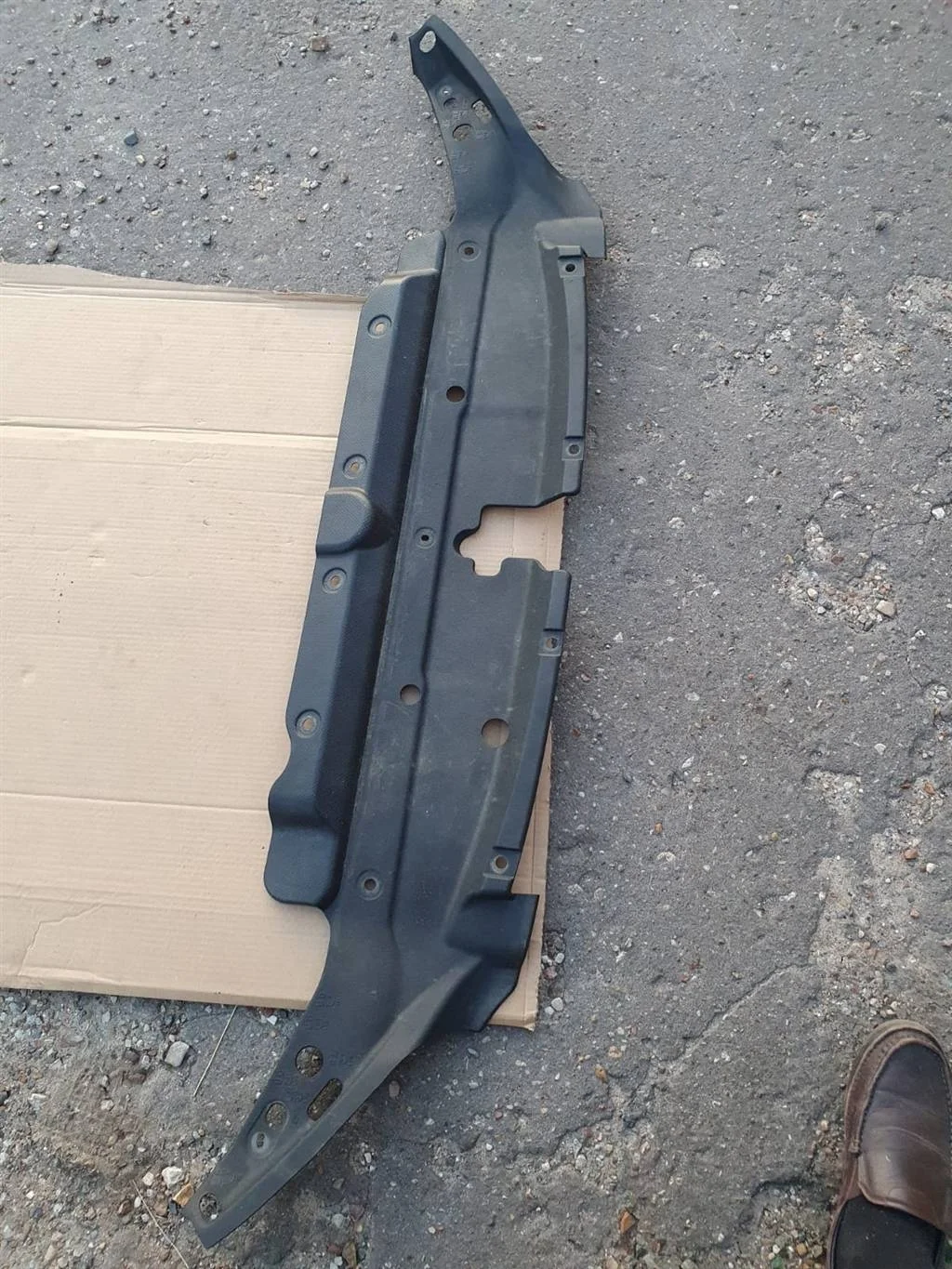 Накладка (кузов внутри) Toyota Land Cruiser Prado 150 рестайлинг (2013—2017)