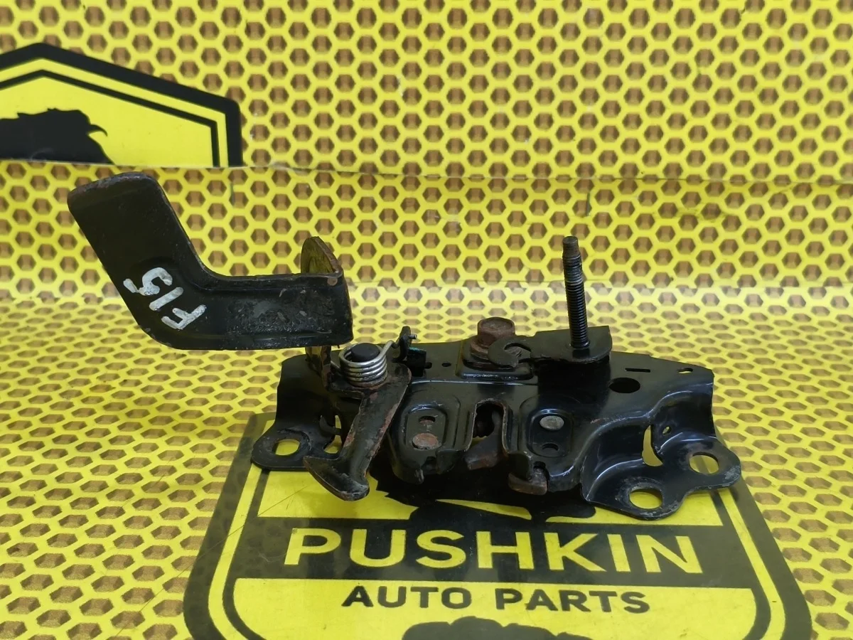 Замок капота Nissan Juke 2011 656011KA0A F15 MR16DDT