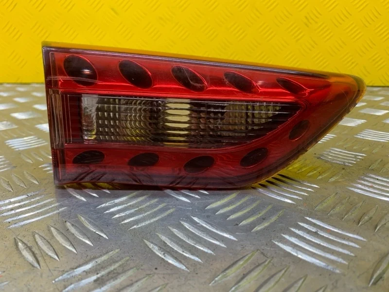 Фонарь крышки багажника левый Infiniti Qx70 (2013-2017) 2015 265451CH0A 3.0 D V9X C002615