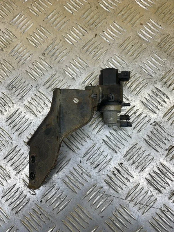 Клапан вакуумный Nissan Pathfinder (R51M) 2004-2013 2007 14956EB300 ВНЕДОРОЖНИК 2.5 D YD25DDTI