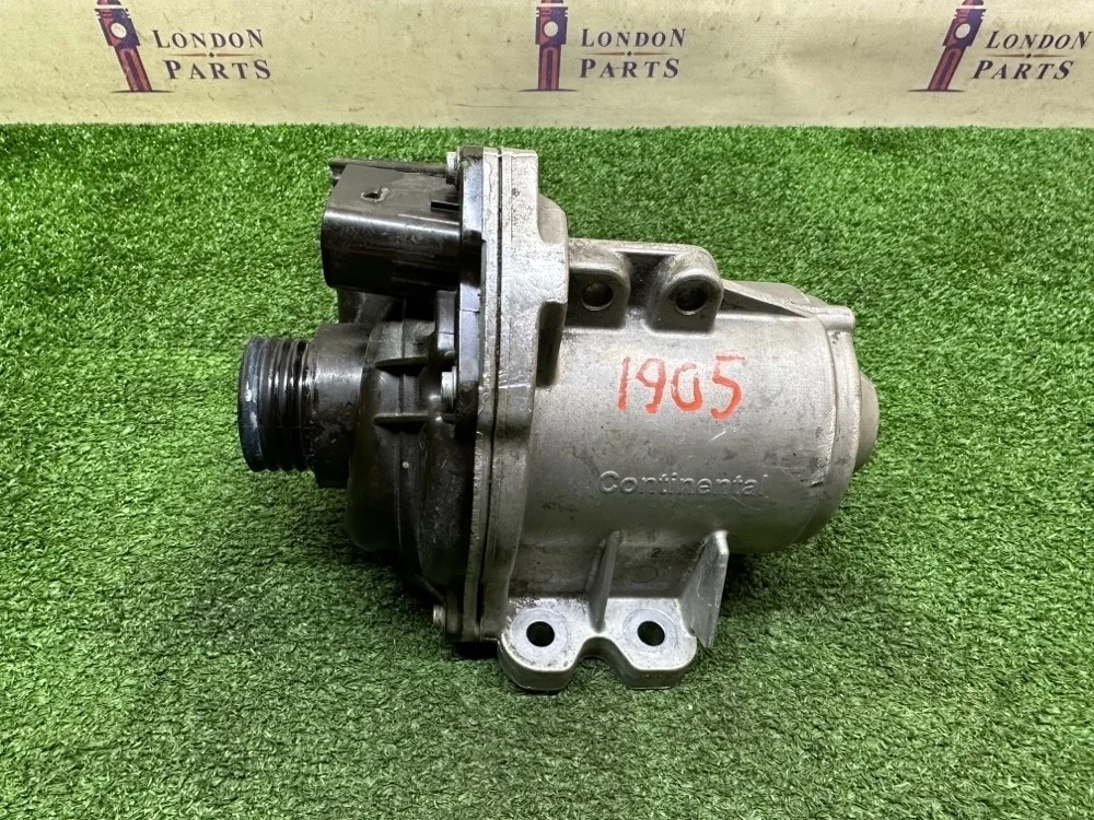 Помпа водяная BMW 740i F01