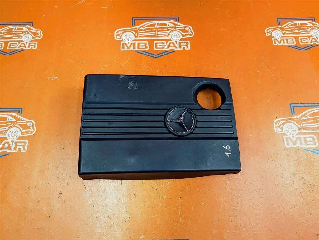 Крышка двигателя декоративная Mercedes-Benz