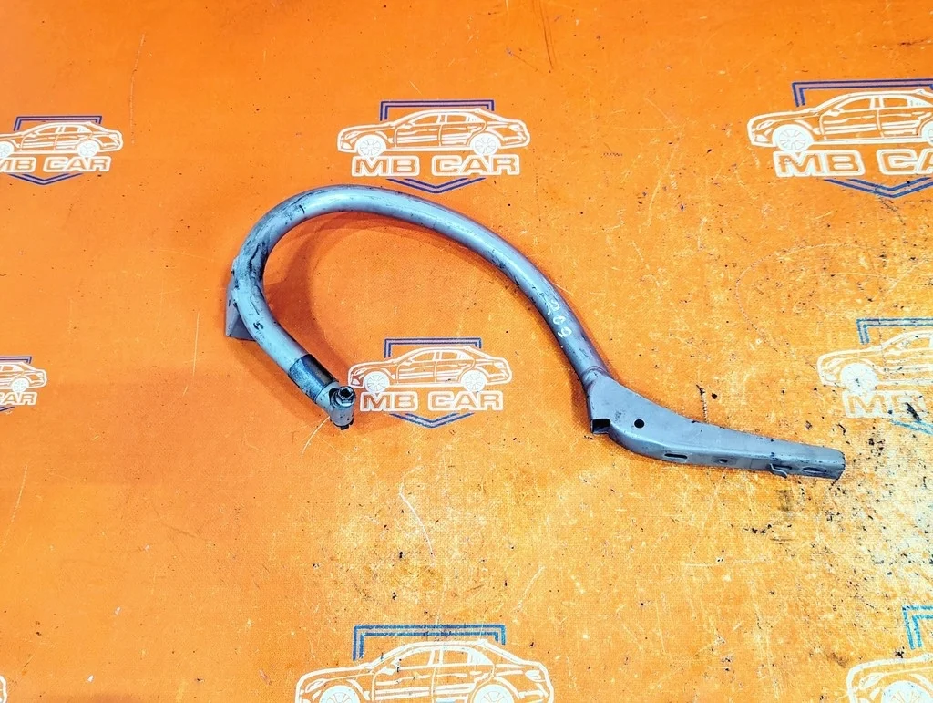 Петля крышки багажника Mercedes-Benz