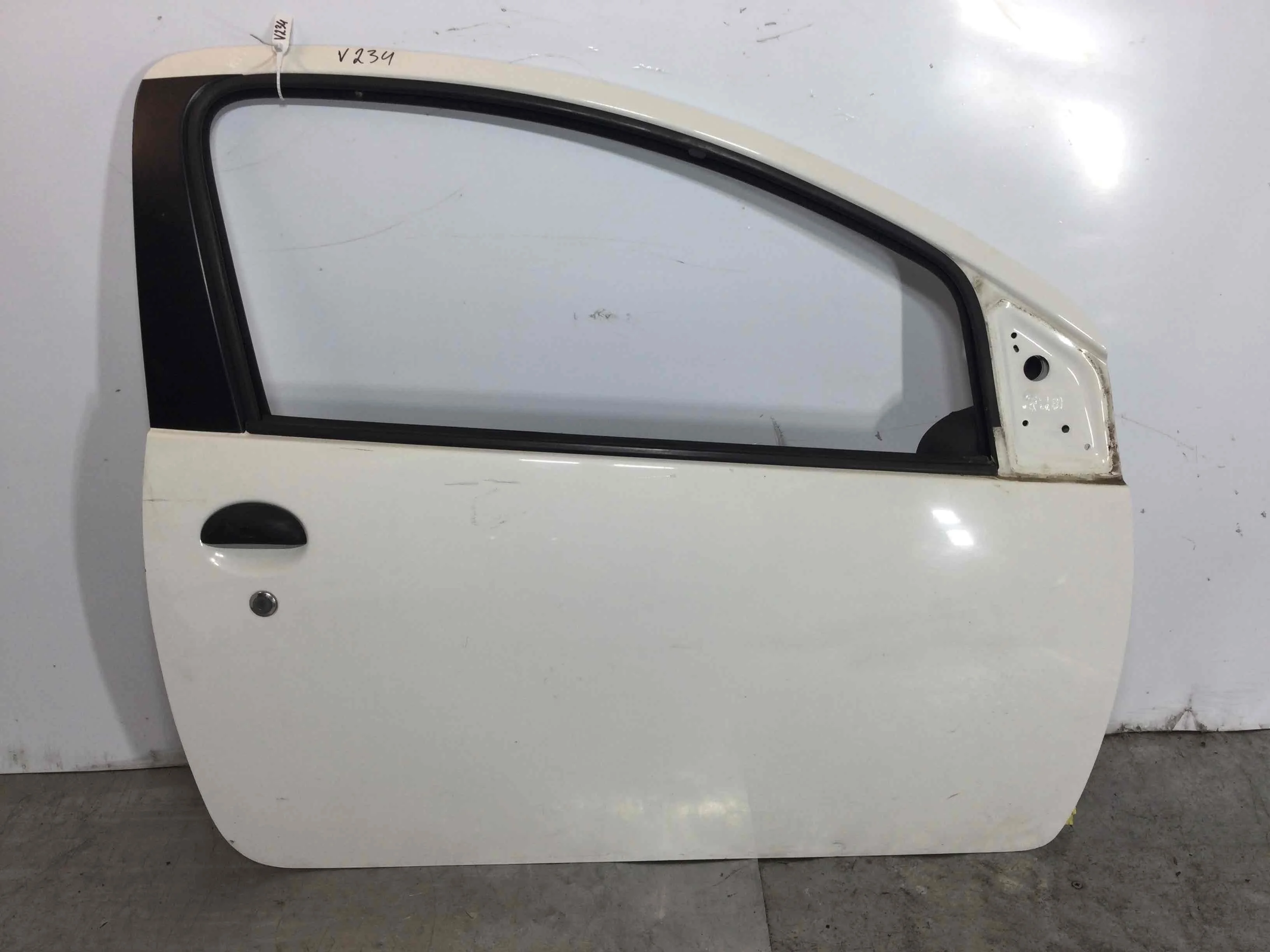 Дверь передняя правая Citroen C1 1 поколение 2005-2008 бензин 1.0 i Механика 3-дв, х/б