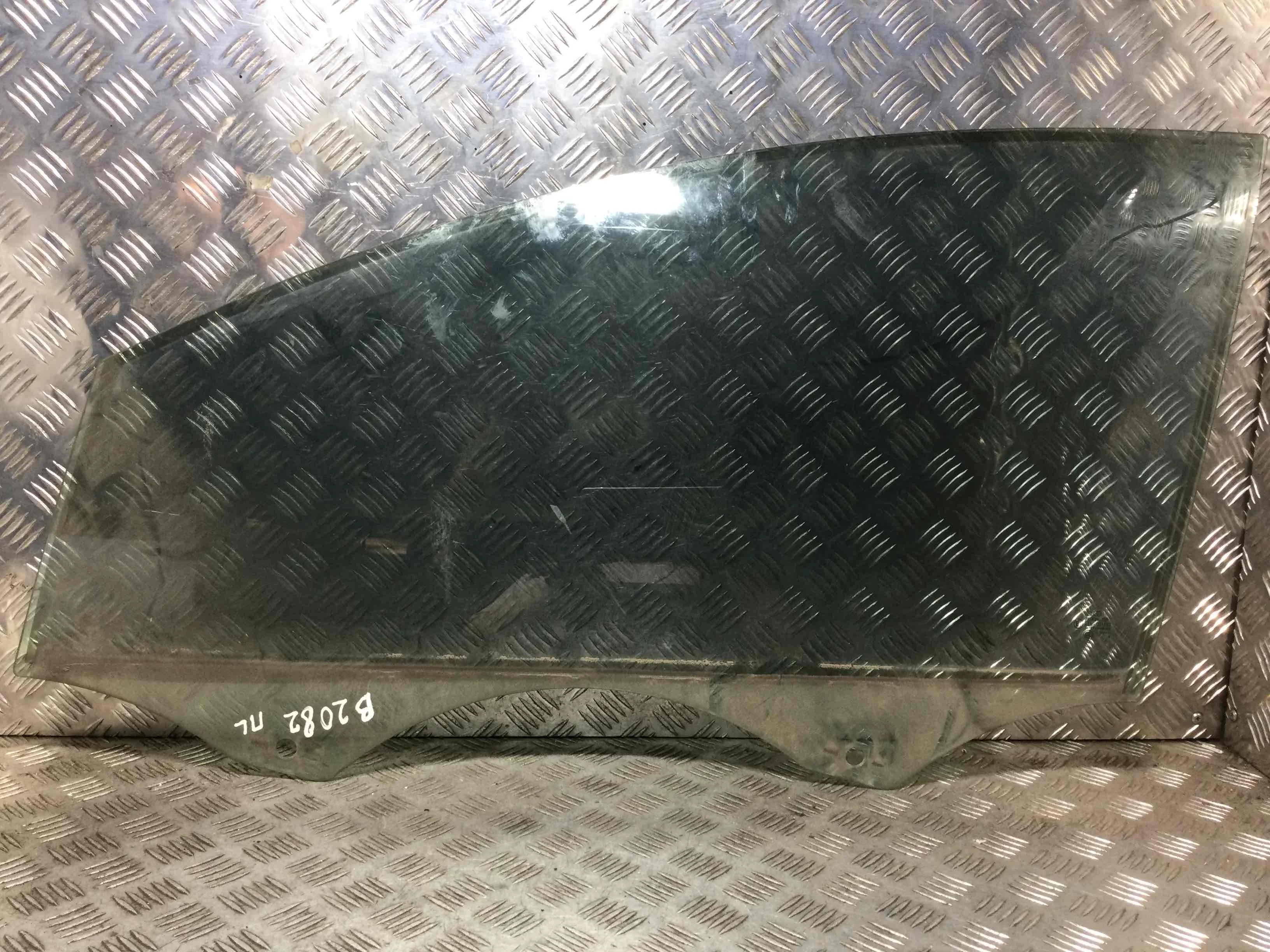 Стекло двери передней левой Audi Q7 Q7 4L (2005-2009) дизель 3.0 TDI Автомат