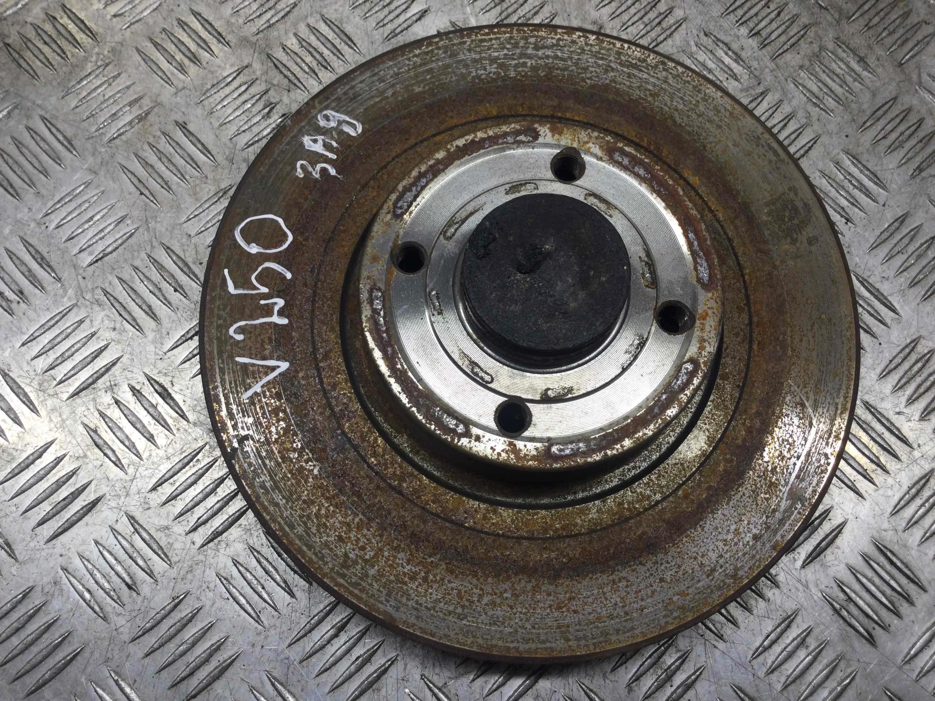 Ступица задняя Renault Scenic 2 поколение (2003-2006) бензин 1.6 i Механика Минивэн