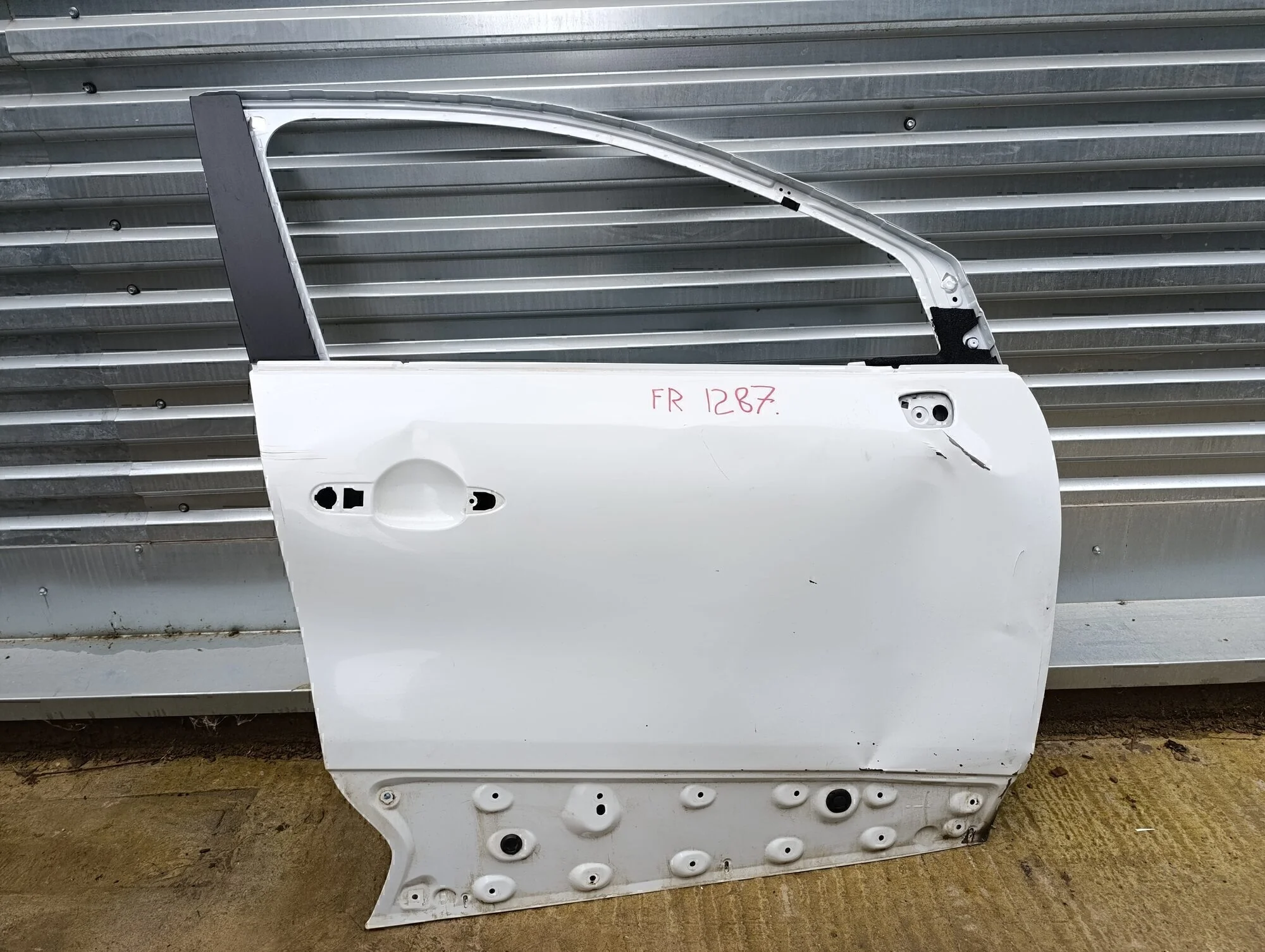 Дверь передняя правая Kaptur 2016>