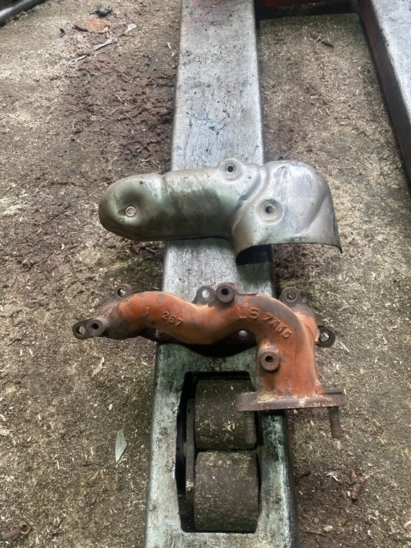 Выпускной коллектор Mitsubishi Pajero 1995+ MR323267 6G74