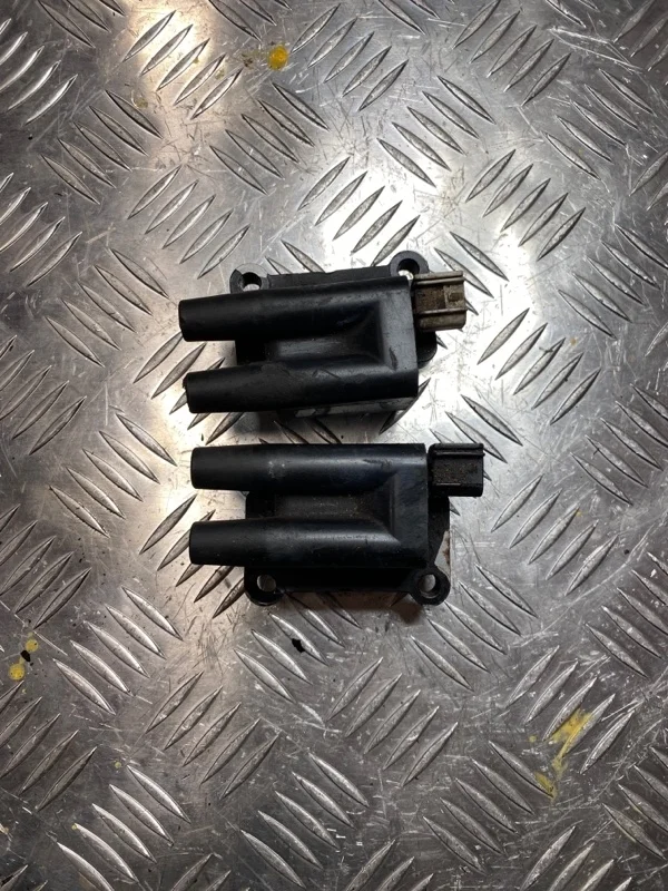 Катушка зажигания Mitsubishi Montero MD314582 3 6G74 SOHC.