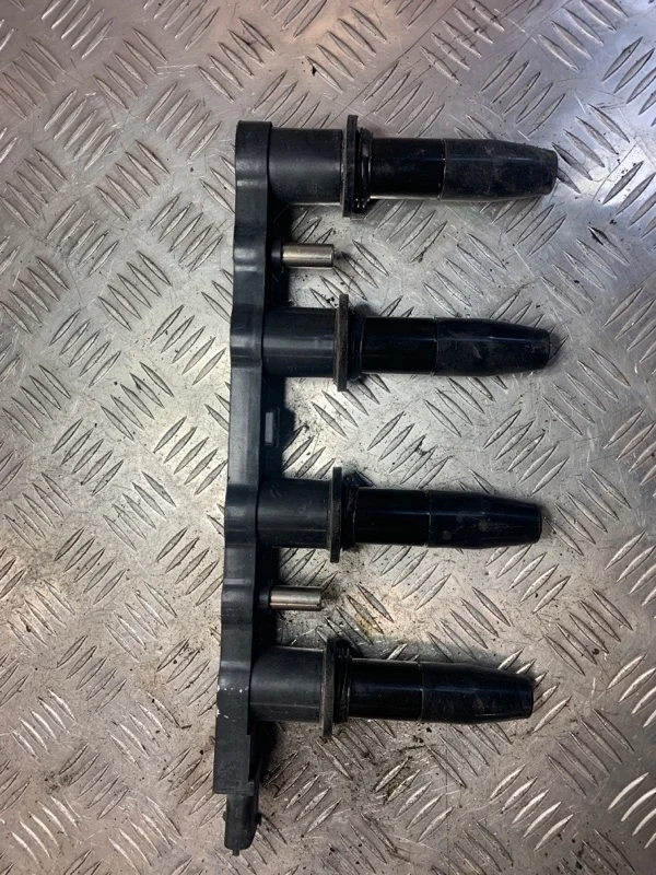 Катушка зажигания Opel Astra 95517924 Z16XEP