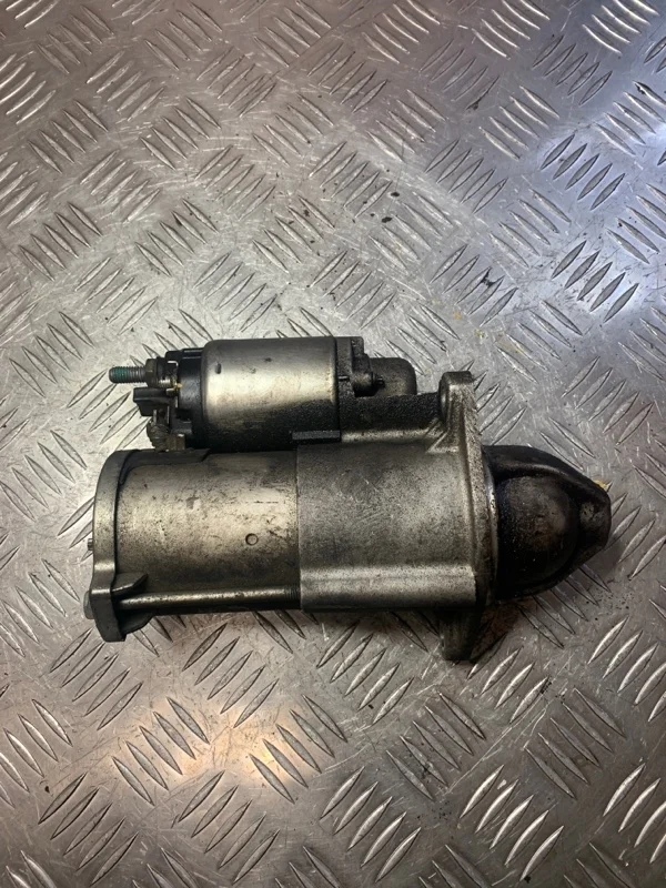 Стартер Chevrolet Cruze 55576980 1.8