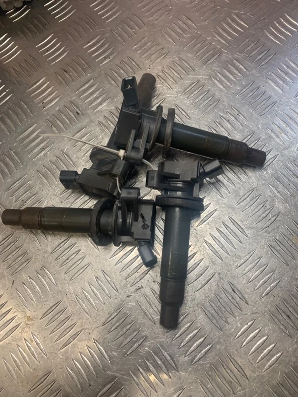 Катушка зажигания Toyota Corolla 9091902239 4ZZ-FE