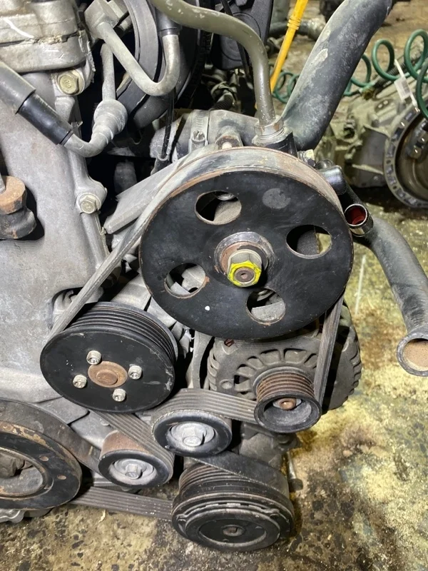 Насос гидроусилителя руля Chevrolet Epica 96475856 X20D1 2.0