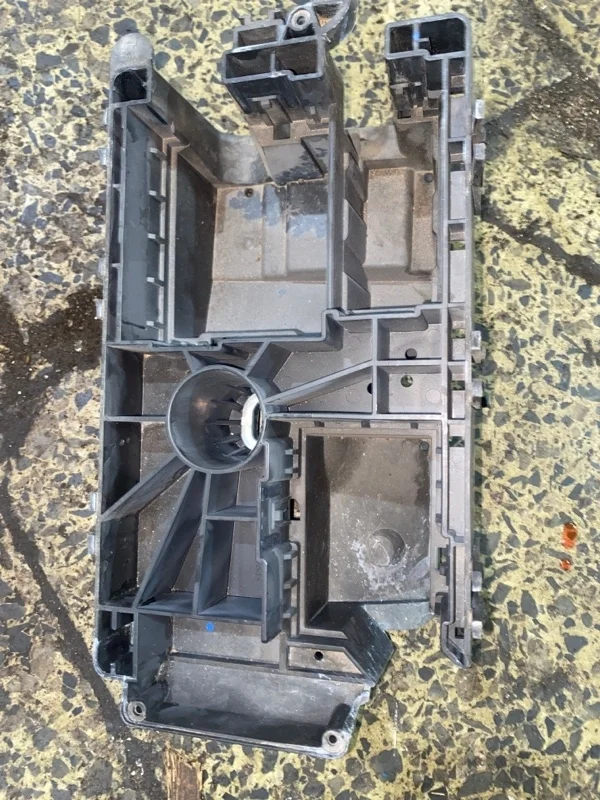 Корпус блока предохранителей Chevrolet Cruze 95963459 A14NET