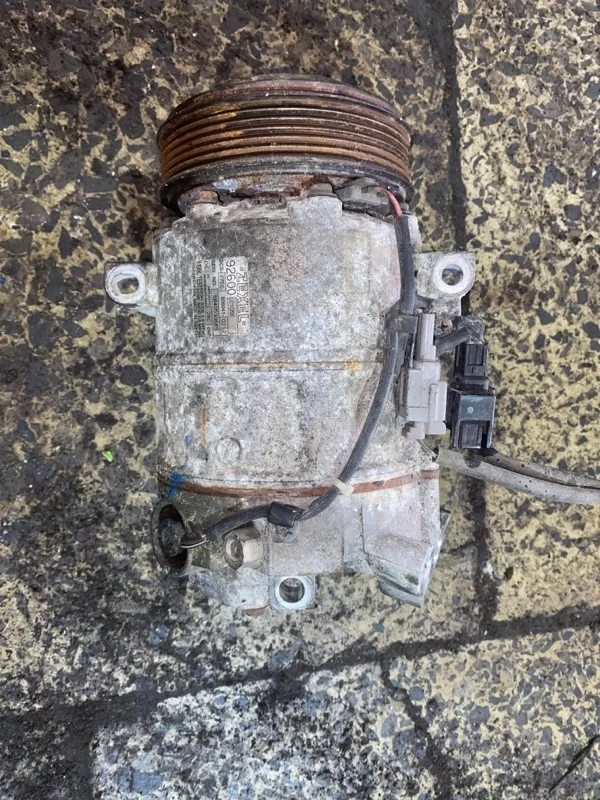 Компрессор кондиционера Nissan X-Trail 92600CY09E T31 MR20DE