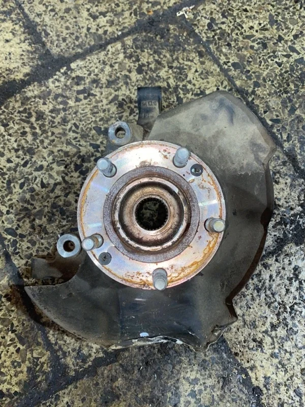 Кулак поворотный Hyundai Santa Fe 2009 517162B050 CM D4EB 2.2, передний правый