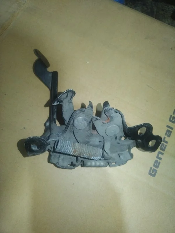 Замок капота Nissan Murano 2010 656011AA0A Z51 VQ35DE 3.5