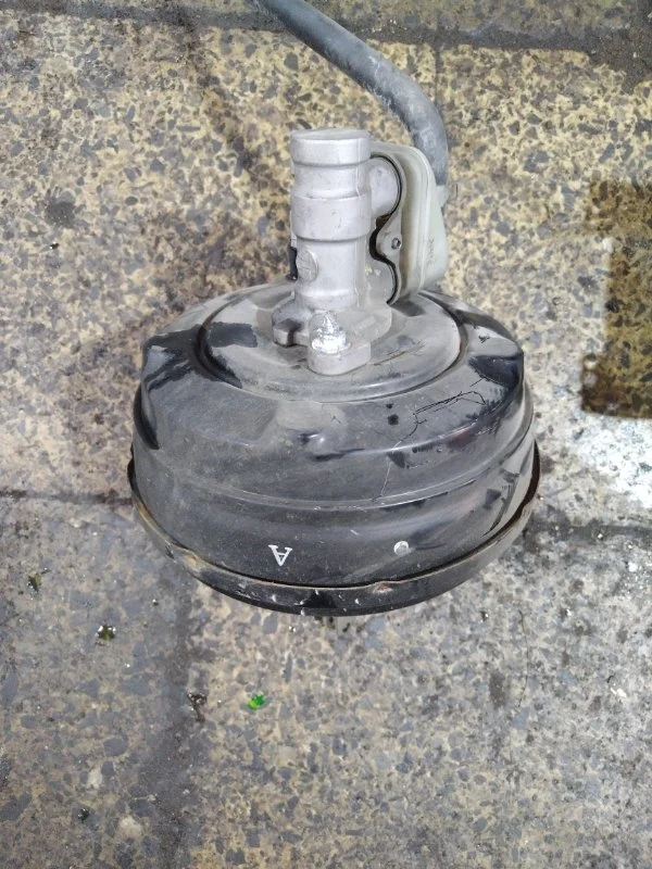 Вакуумный усилитель тормозов Nissan Murano 2010 D72101AA0B Z51 VQ35DE 3.5