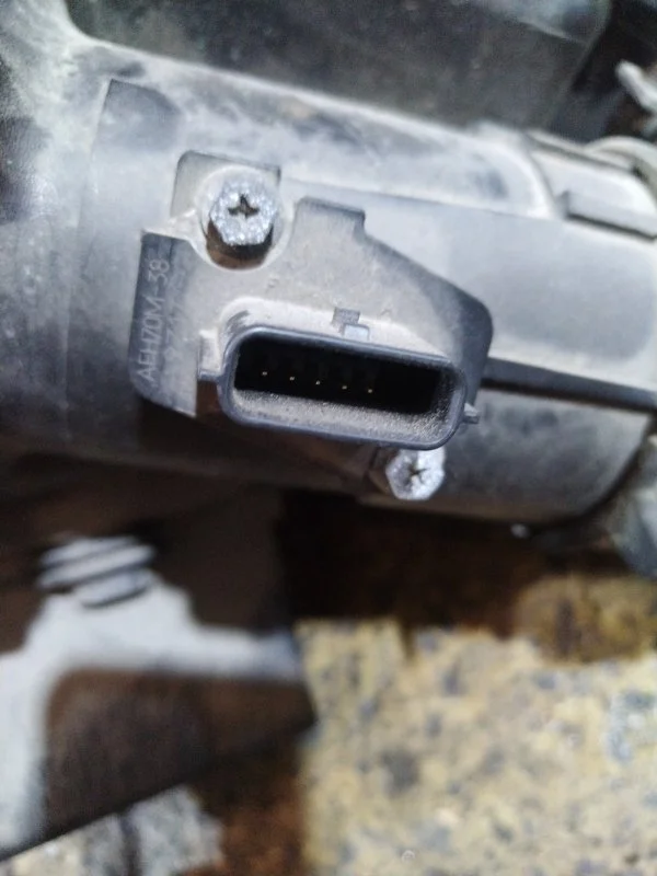 Датчик массового расхода воздуха Nissan Murano 2010 226807S000 Z51 VQ35DE 3.5