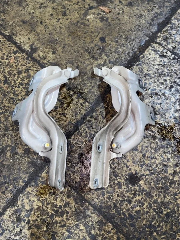 Петля капота Nissan Murano 2010 654001AA9A Z51 VQ35DE 3.5