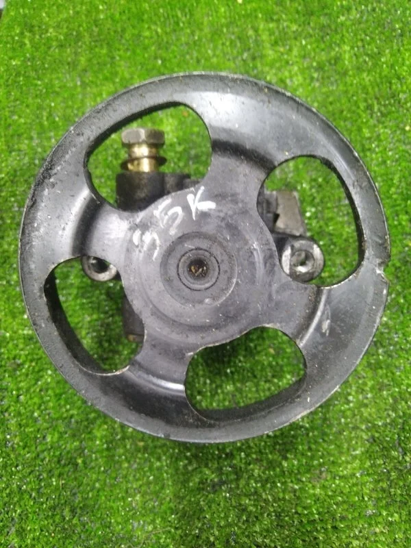 Насос гидроусилителя руля Mitsubishi Lancer MR403656 4G18