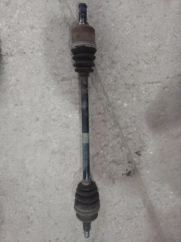 Привод Hyundai Santa Fe 496002B010 CM D4EB 2.2