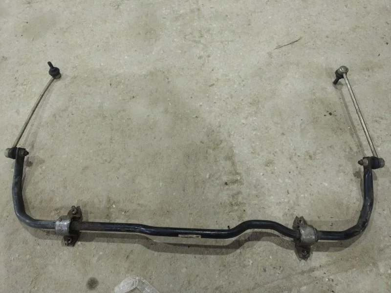 Стабилизатор поперечной устойчивости Volkswagen Scirocco 1K0411303BJ CAVD 1.4, передний