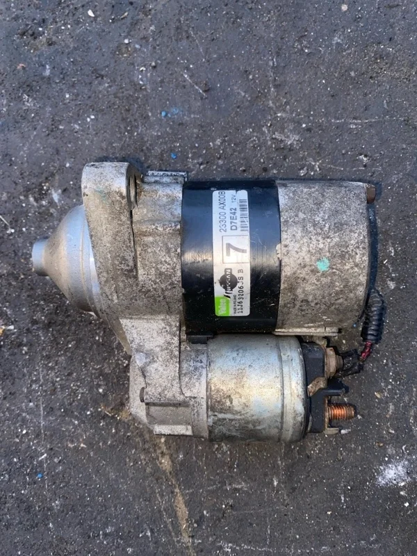 Стартер Nissan Micra 23300AX00B CR12DE