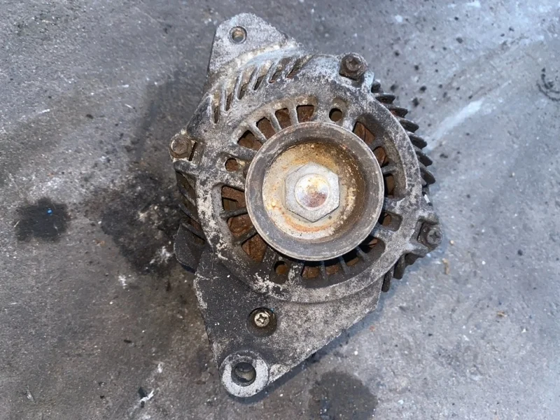 Генератор Mitsubishi Pajero 1800A117 V20-V40 6G72 3.0