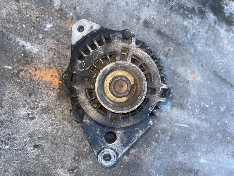 Генератор Mitsubishi Pajero MD370480 V20-V40 6G74