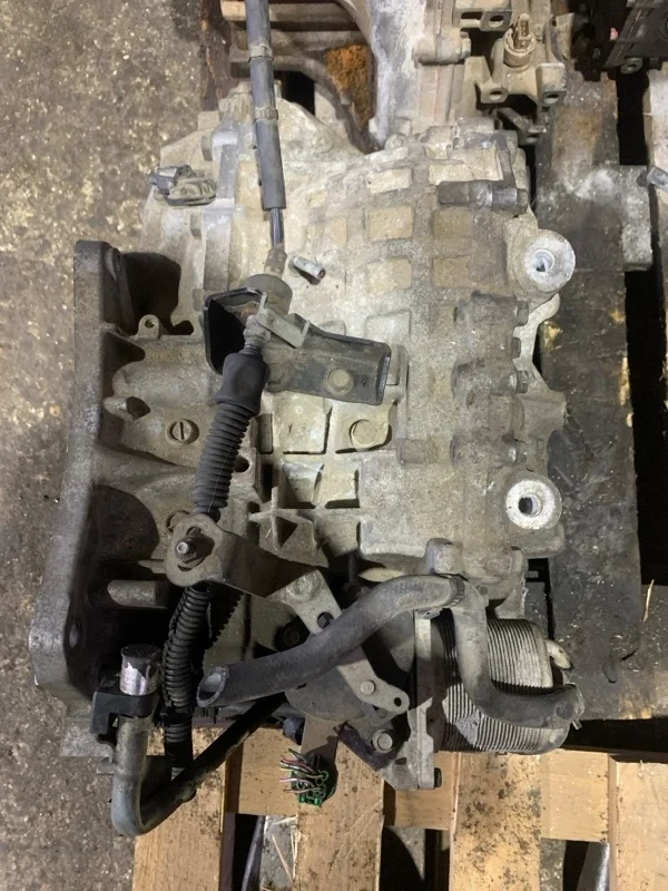 Вариатор Nissan Qashqai 310201XF05 J10 MR20DE 2.0