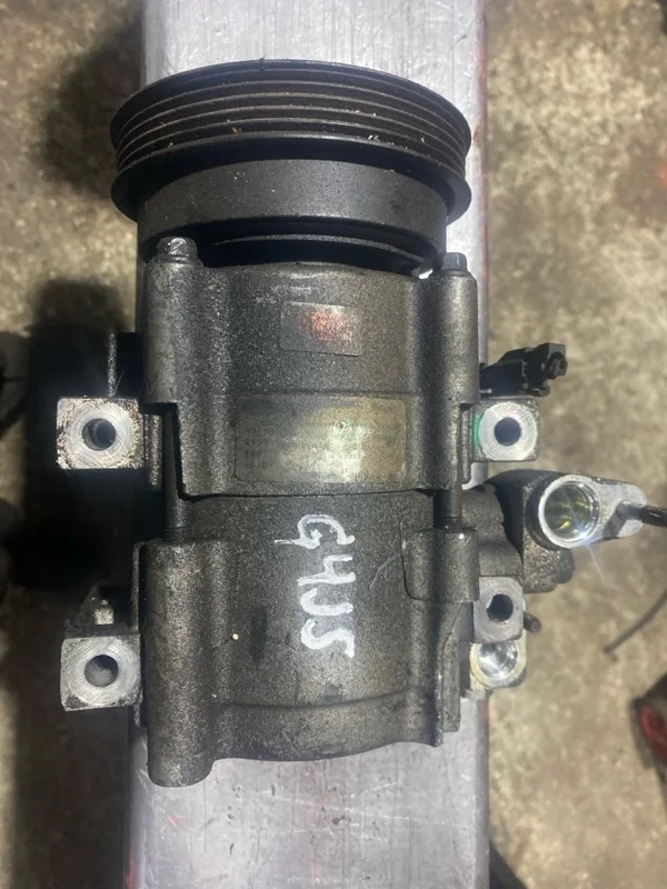 Компрессор кондиционера Hyundai Santa Fe 9770126011 G4JS 2.4