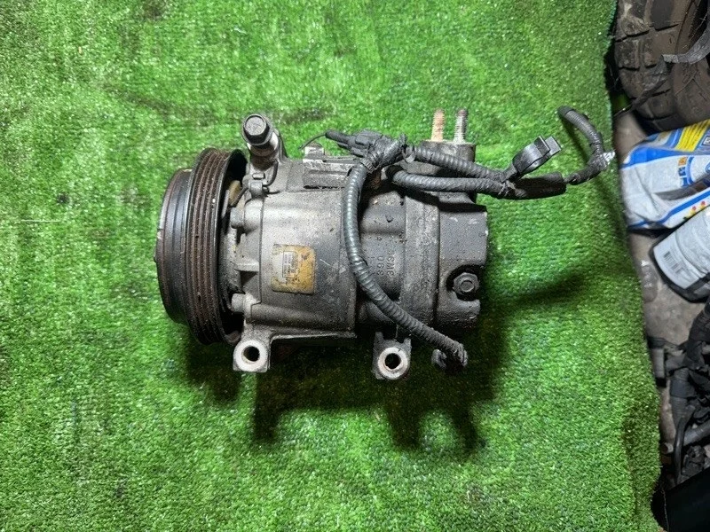 Компрессор кондиционера Infinity Fx35 92600AC000 S50 VQ35DE 3.5