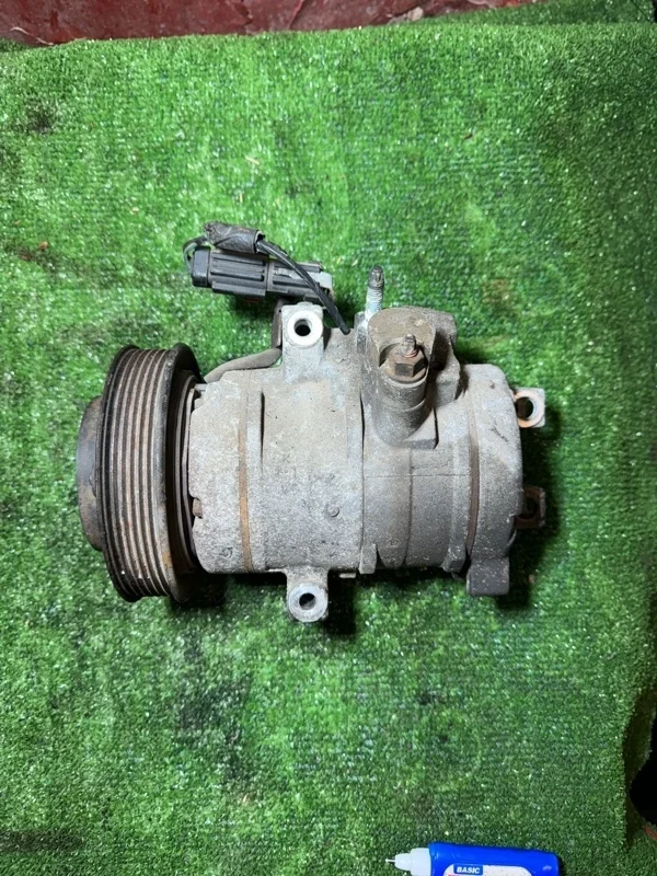 Компрессор кондиционера Chrysler 300C 55111034AA EER 2.7