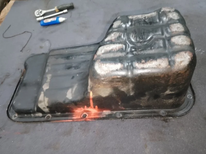 Поддон двигателя Nissan Almera 2006 11110BM700 N16 QG18DE 1.8