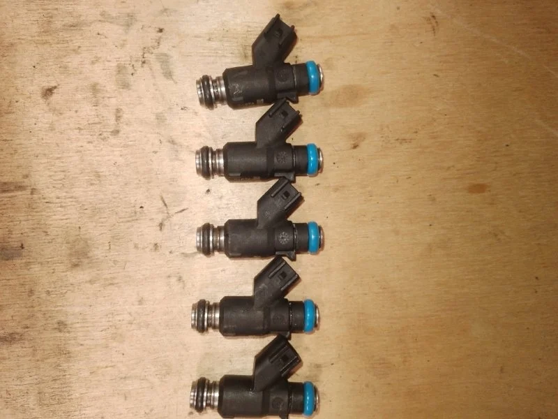 Форсунка топливная Hyundai Grandeur 353103С000 G6DB 3.3