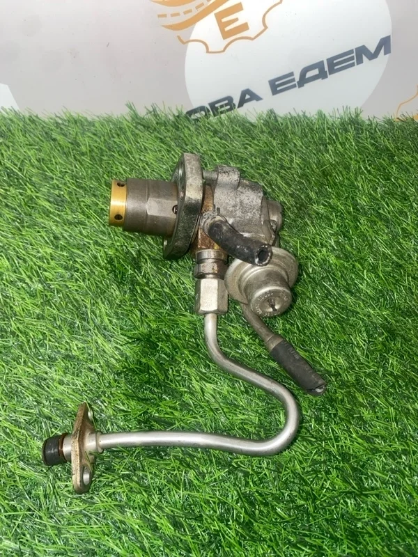 Топливный насос высокого давления Toyota Avensis 2006 210284954 T250 1AZ-FSE 2.0