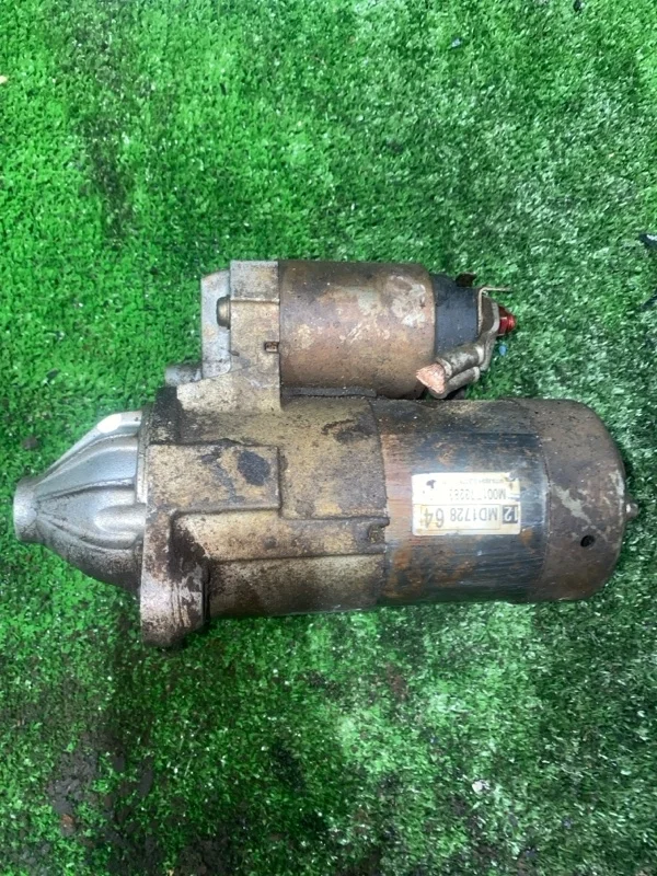 Стартер Mitsubishi Pajero 2004 MD172864 V20-V40 6G74