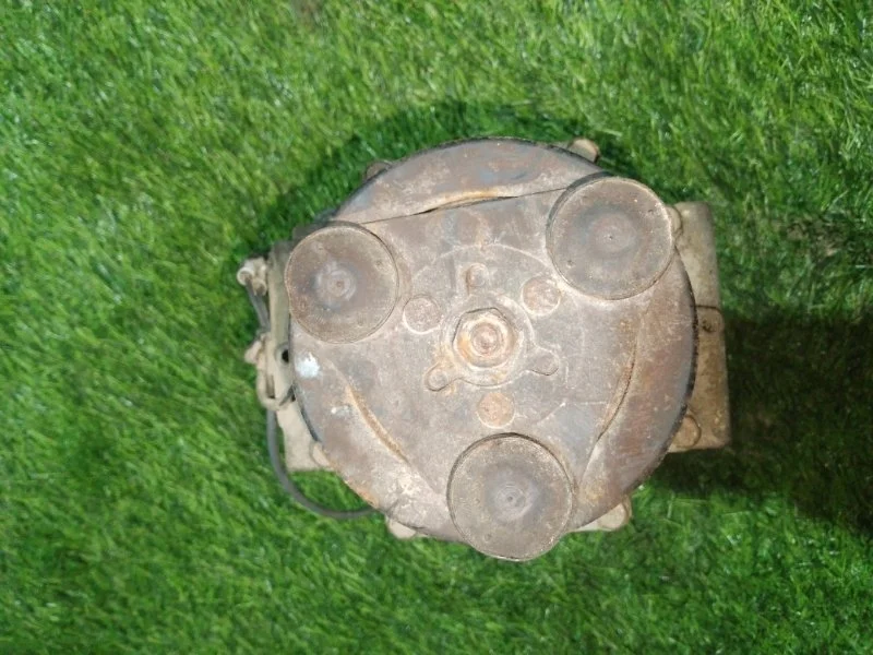 Компрессор кондиционера Mitsubishi Lancer 2007 MN185575 CS 4G63 DOHC