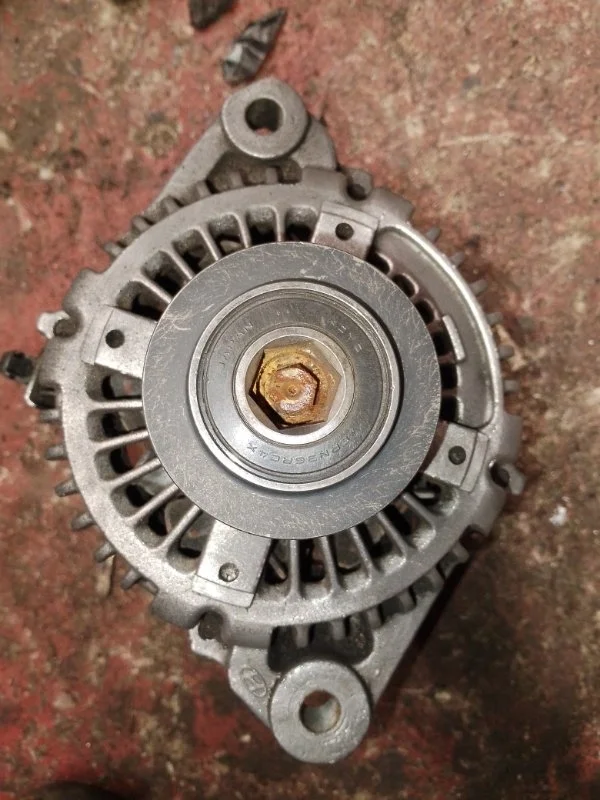 Генератор Hyundai Sonata 2012 3730025301 G4KC