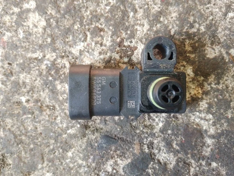 Датчик абсолютного давления Chevrolet Cruze 2012 5WK96820 F18D4 1.8