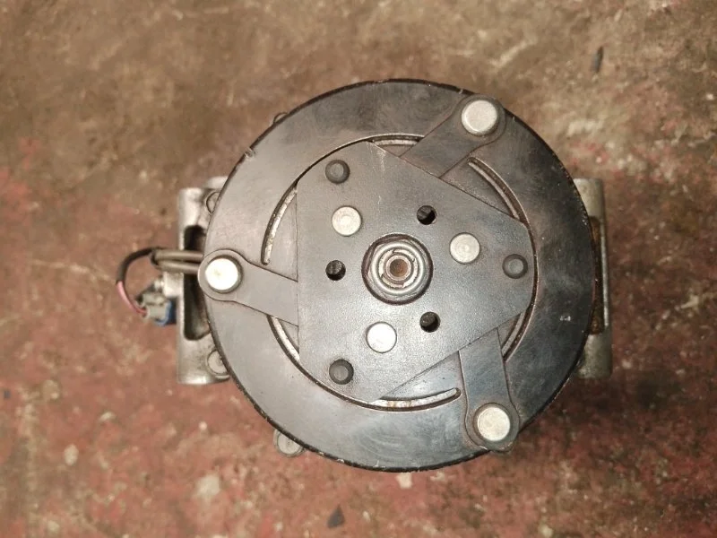 Компрессор кондиционера Mitsubishi Outlander 7813AO68 4B11