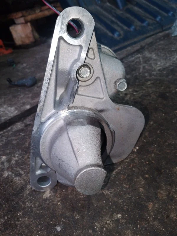 Стартер Nissan X-Trail 23300EN20B MR20DE 2.0